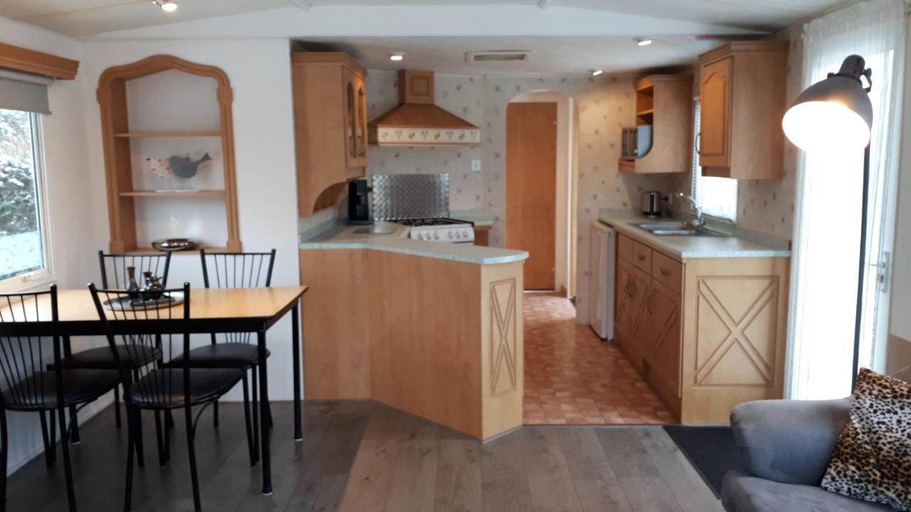 Comfortabel 4-Persoons Chalet Paasloo Экстерьер фото